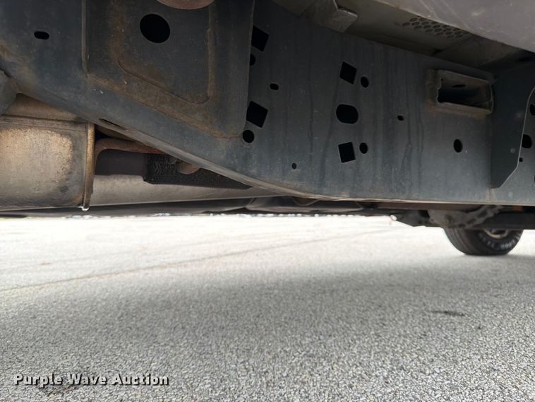 image for item EL0107 2013 Ford F150 Ext. Cab pickup truck