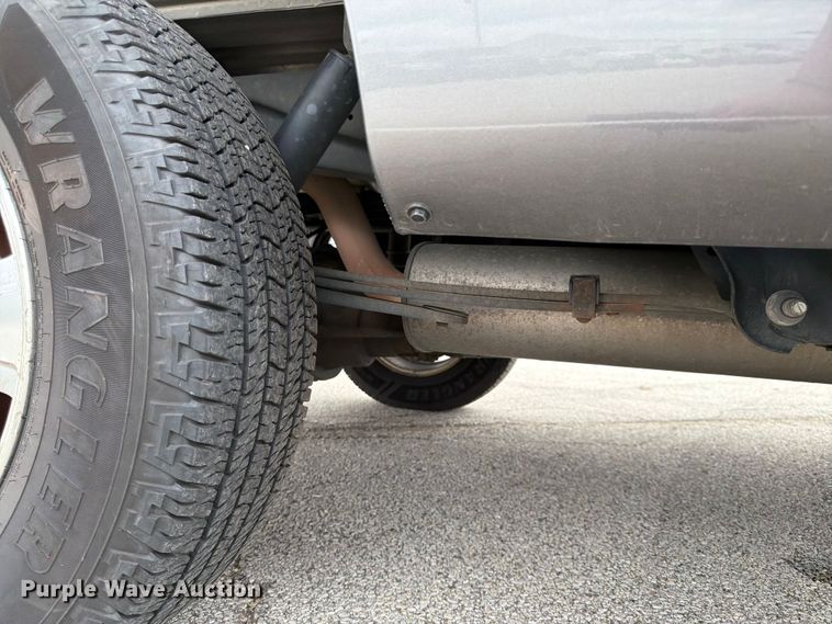 image for item EL0107 2013 Ford F150 Ext. Cab pickup truck