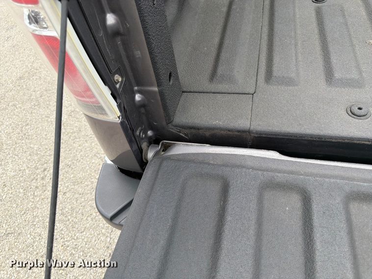 image for item EL0107 2013 Ford F150 Ext. Cab pickup truck