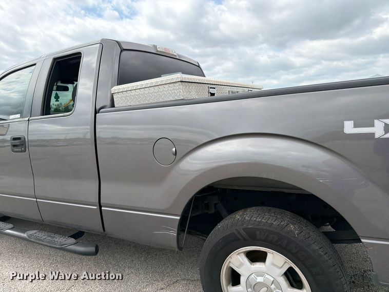 image for item EL0107 2013 Ford F150 Ext. Cab pickup truck