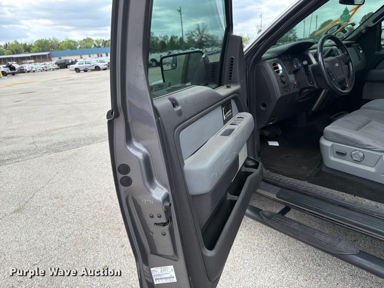 image for item EL0107 2013 Ford F150 Ext. Cab pickup truck