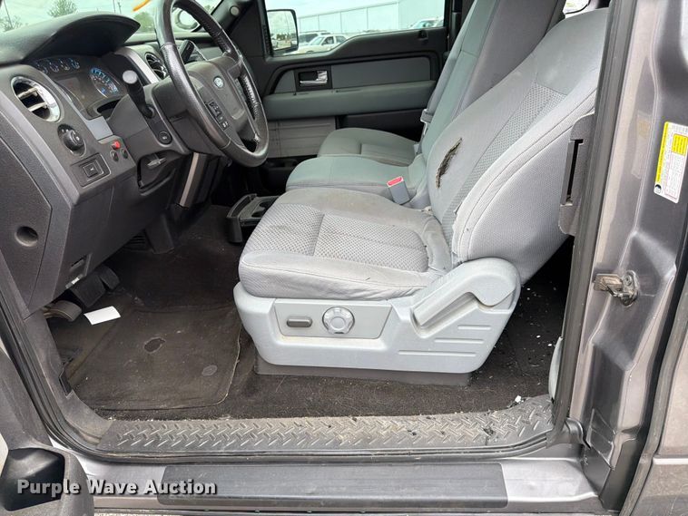 image for item EL0107 2013 Ford F150 Ext. Cab pickup truck