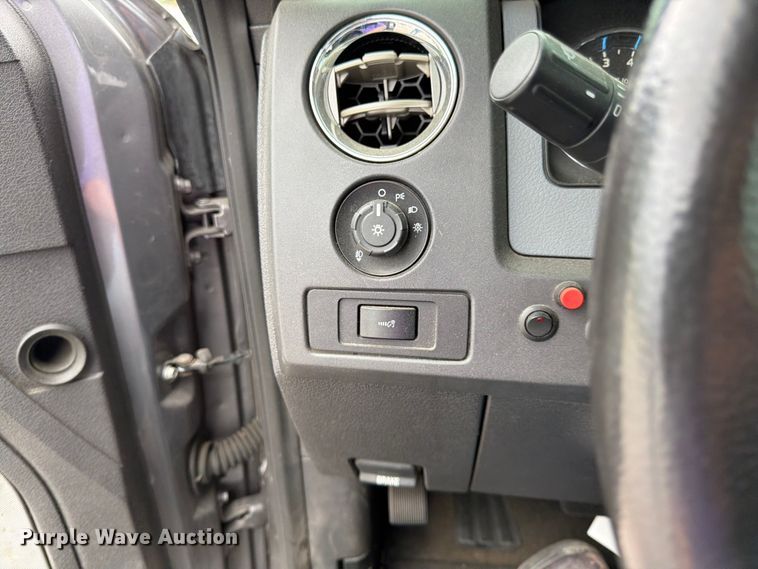 image for item EL0107 2013 Ford F150 Ext. Cab pickup truck