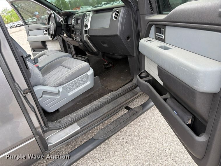 image for item EL0107 2013 Ford F150 Ext. Cab pickup truck