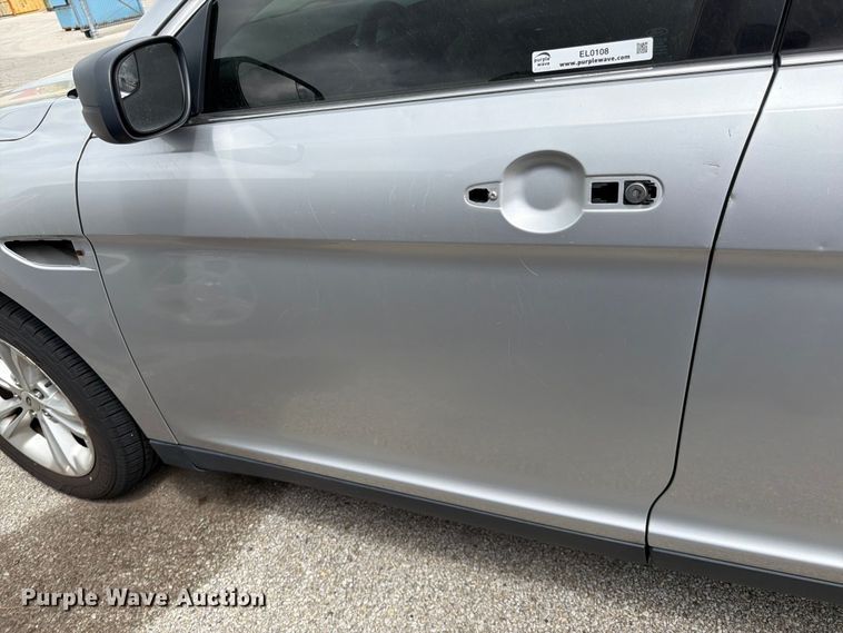 image for item EL0108 2015 Ford Taurus 