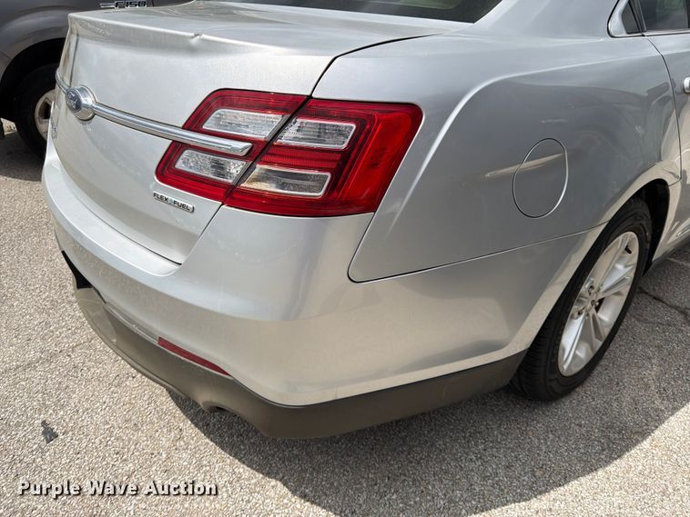 image for item EL0108 2015 Ford Taurus 