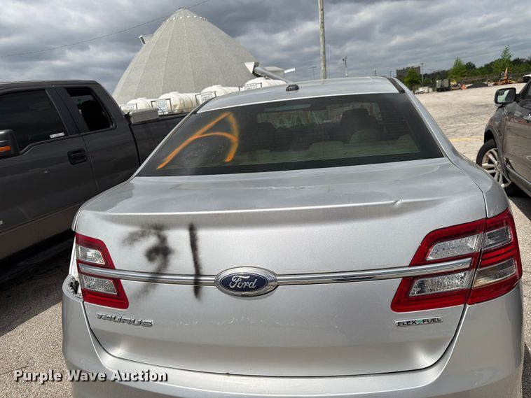 image for item EL0108 2015 Ford Taurus 