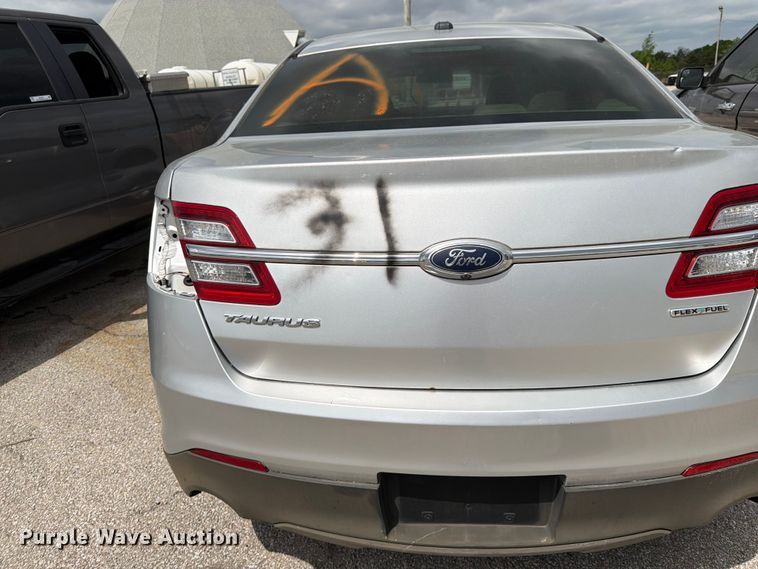 image for item EL0108 2015 Ford Taurus 