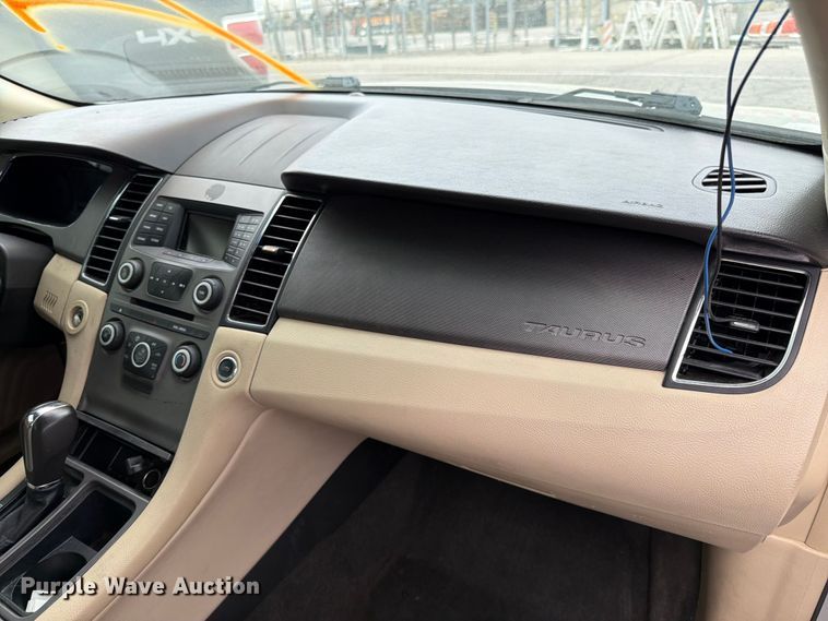 image for item EL0108 2015 Ford Taurus 