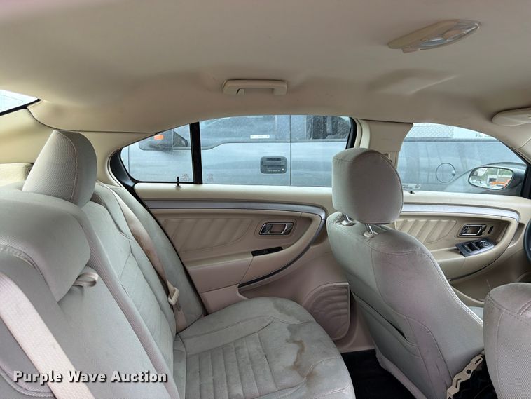 image for item EL0108 2015 Ford Taurus 