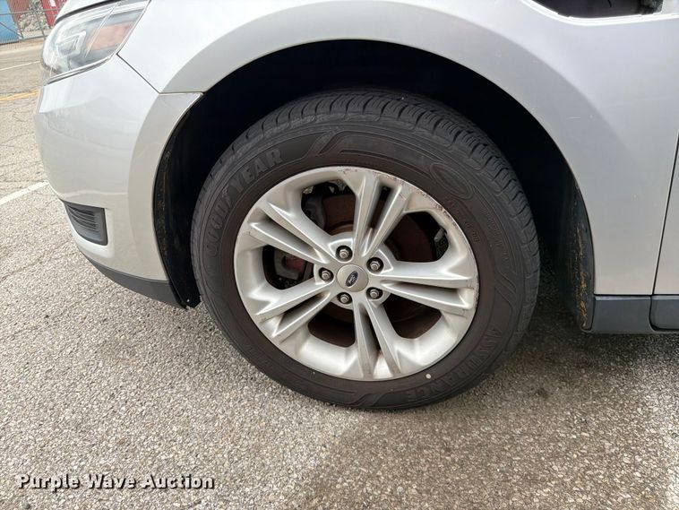 image for item EL0108 2015 Ford Taurus 