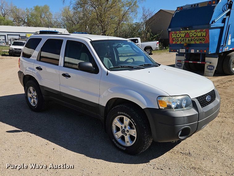 image for item EO7218 2007 Ford Escape SUV