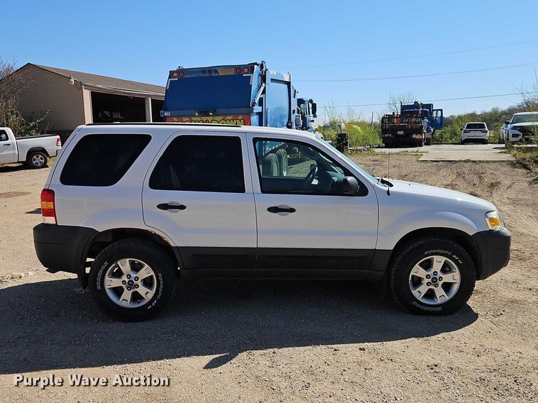image for item EO7218 2007 Ford Escape SUV