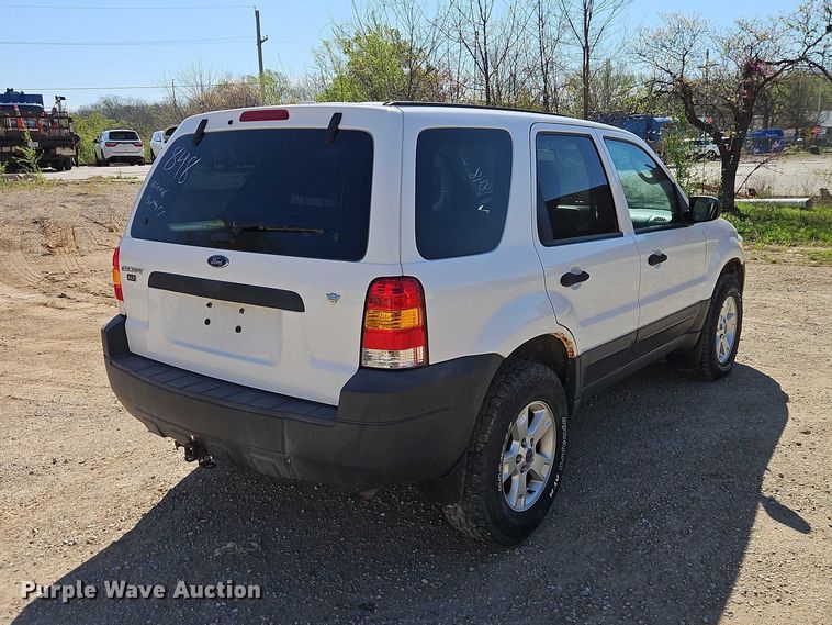 image for item EO7218 2007 Ford Escape SUV