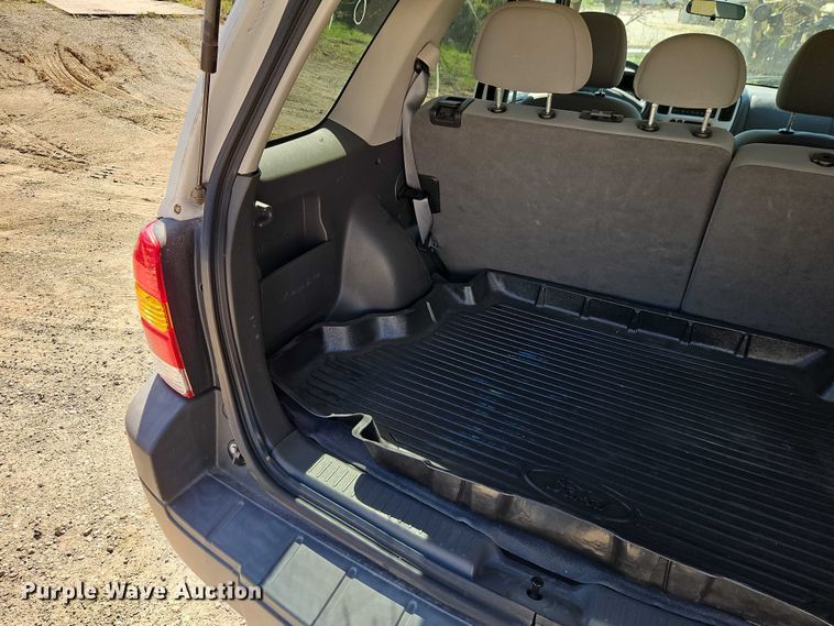 image for item EO7218 2007 Ford Escape SUV