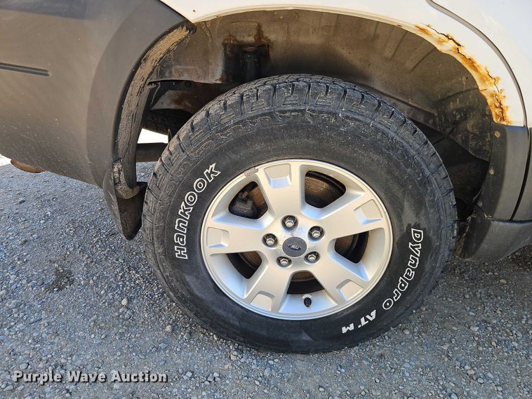 image for item EO7218 2007 Ford Escape SUV