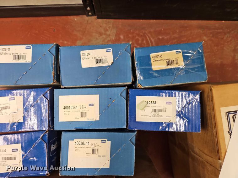 image for item EO7219 Truck parts