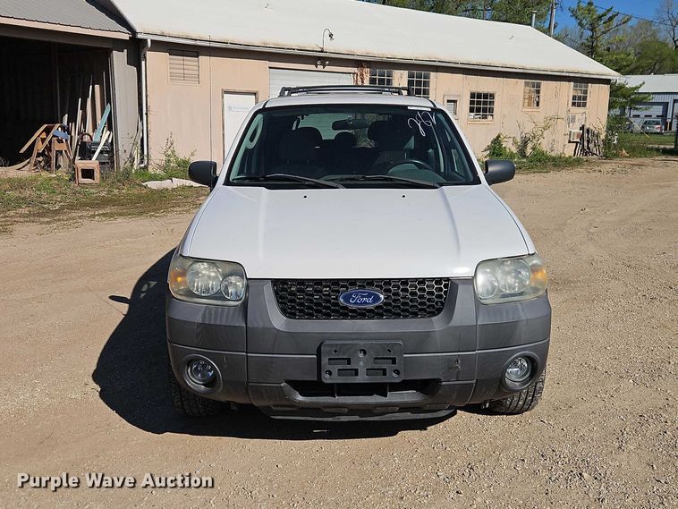 image for item EO7220 2006 Ford Escape SUV