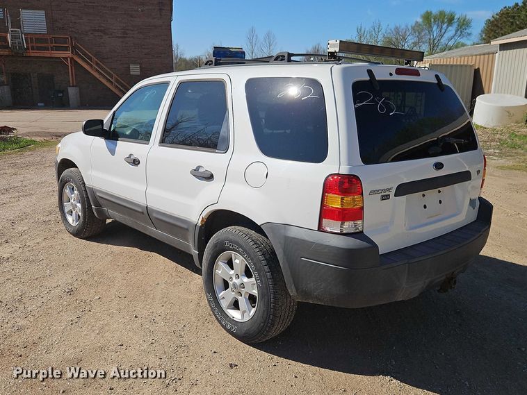 image for item EO7220 2006 Ford Escape SUV