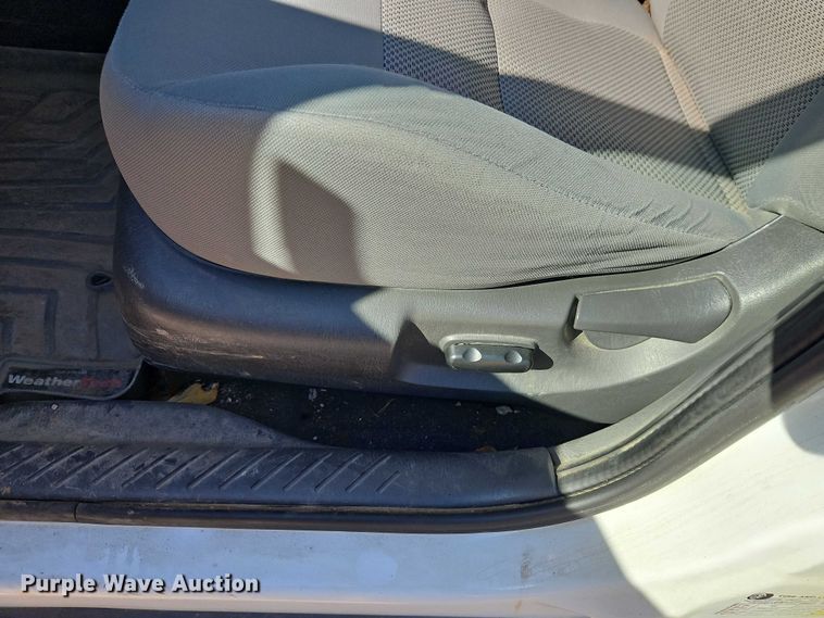 image for item EO7220 2006 Ford Escape SUV