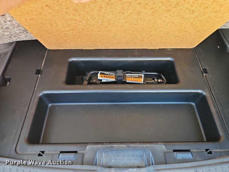 image for item EO7220 2006 Ford Escape SUV