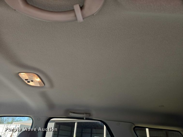 image for item EO7220 2006 Ford Escape SUV