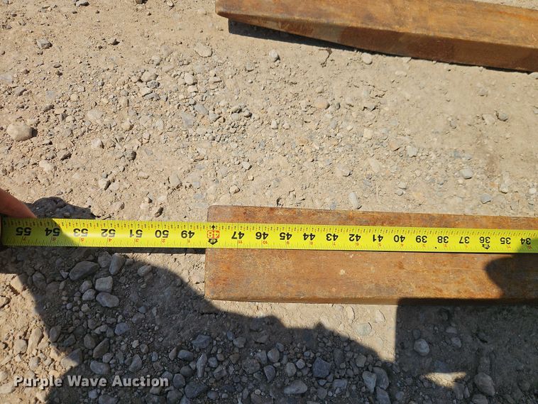 image for item EO7221 John Deere 482C forklift