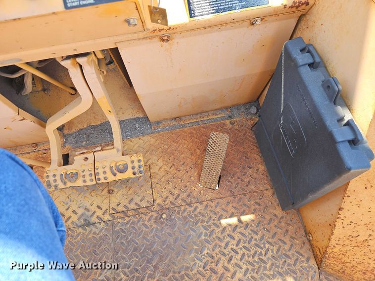 image for item EO7221 John Deere 482C forklift