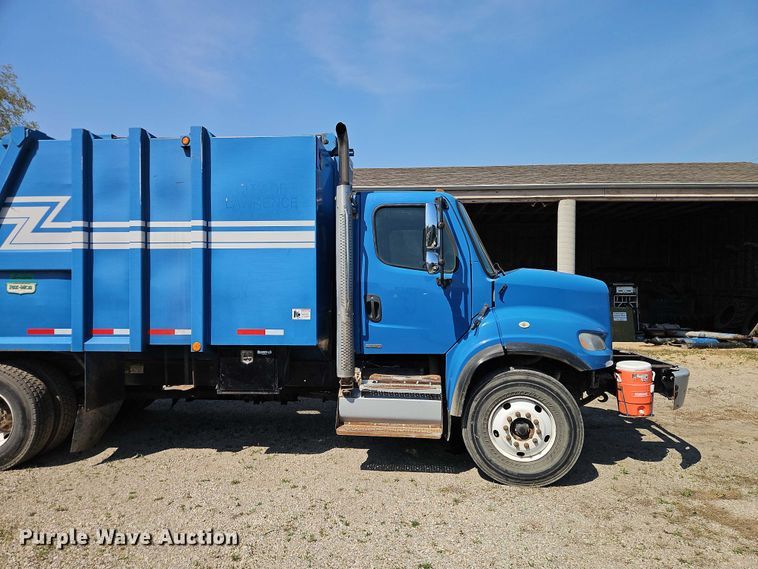 image for item EO7222 2011 Freightliner M2 refuse truck