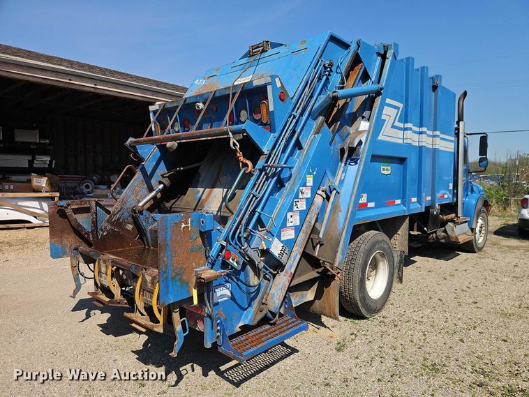 image for item EO7222 2011 Freightliner M2 refuse truck