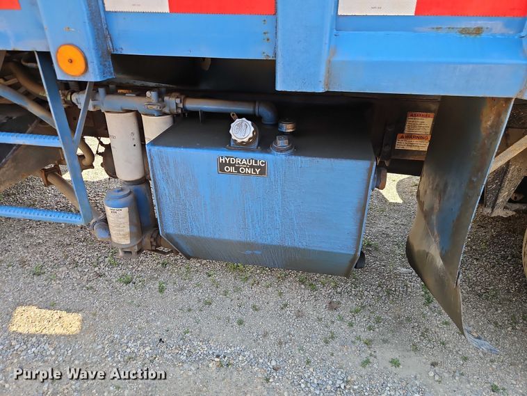 image for item EO7222 2011 Freightliner M2 refuse truck