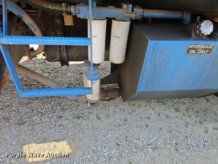 image for item EO7222 2011 Freightliner M2 refuse truck