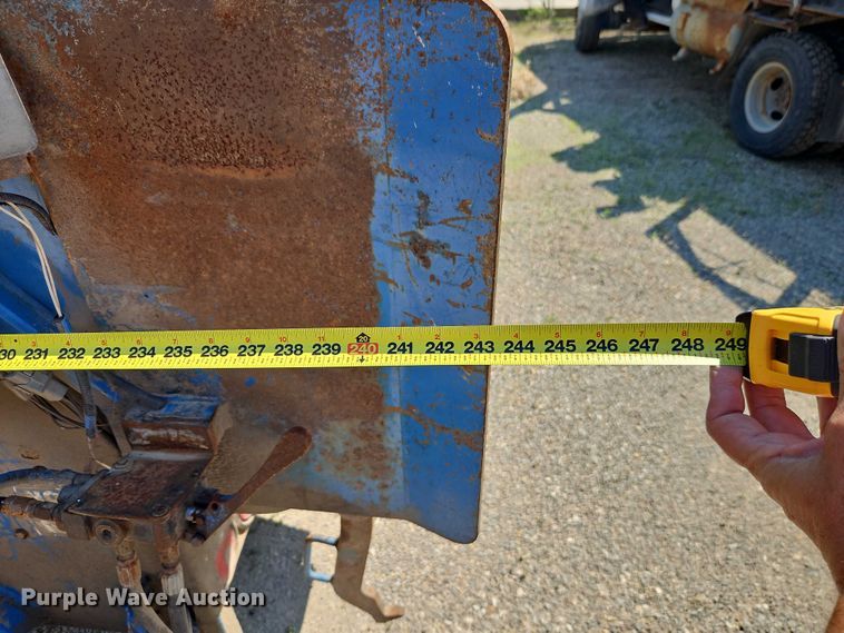 image for item EO7222 2011 Freightliner M2 refuse truck