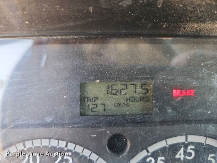 image for item EO7222 2011 Freightliner M2 refuse truck