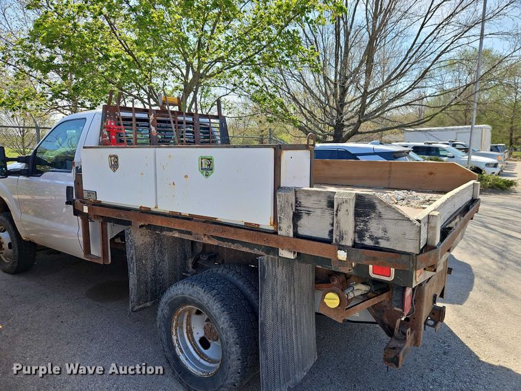 image for item EO7223 2013 Ford F350 Super Duty XL flatbed pickup truck