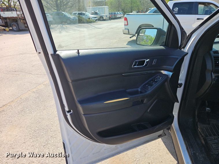 image for item EO7224 2015 Ford Explorer Police  SUV