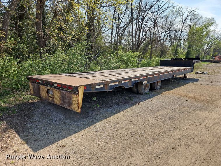 image for item EO7225 1996 Trail King Industries TK70SS-462 tilt deck equipment trailer