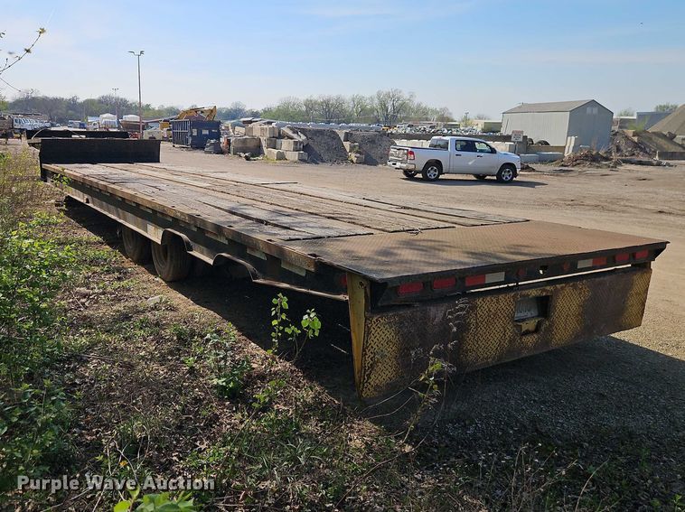 image for item EO7225 1996 Trail King Industries TK70SS-462 tilt deck equipment trailer