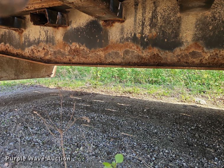 image for item EO7225 1996 Trail King Industries TK70SS-462 tilt deck equipment trailer