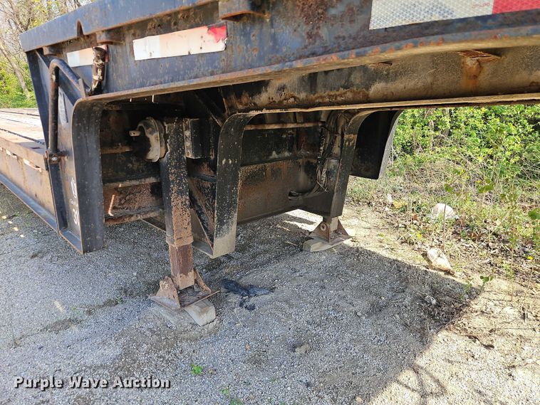 image for item EO7225 1996 Trail King Industries TK70SS-462 tilt deck equipment trailer