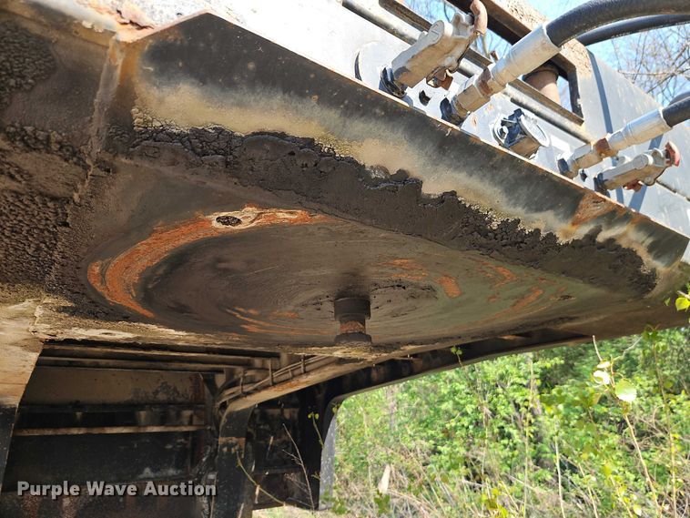 image for item EO7225 1996 Trail King Industries TK70SS-462 tilt deck equipment trailer