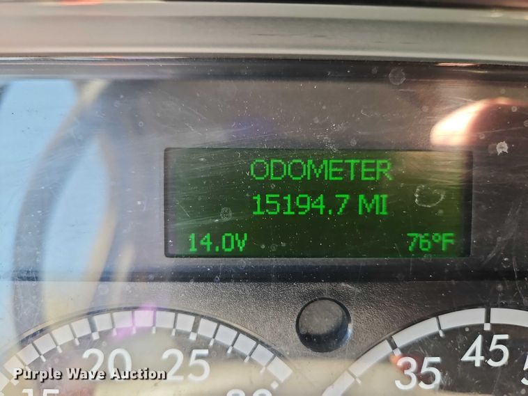 image for item EO7227 2016 Freightliner 108SD refuse truck