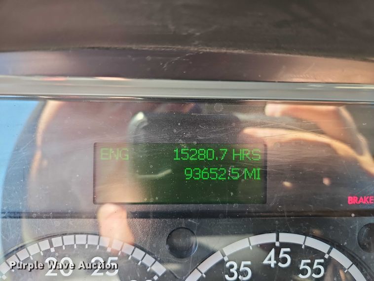 image for item EO7227 2016 Freightliner 108SD refuse truck