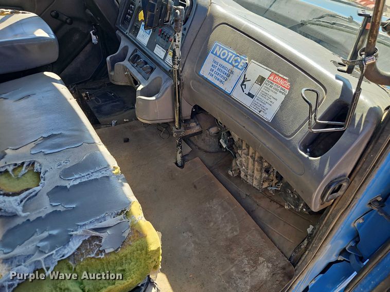 image for item EO7227 2016 Freightliner 108SD refuse truck