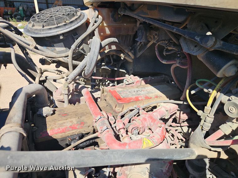 image for item EO7227 2016 Freightliner 108SD refuse truck