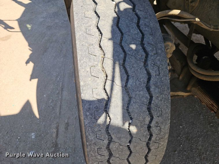 image for item EO7227 2016 Freightliner 108SD refuse truck