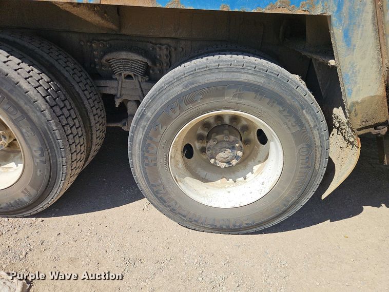 image for item EO7227 2016 Freightliner 108SD refuse truck