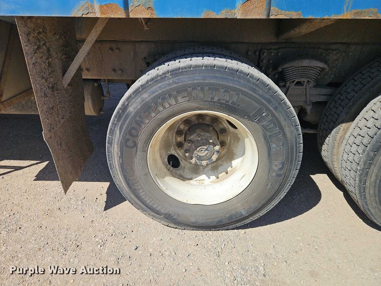 image for item EO7227 2016 Freightliner 108SD refuse truck