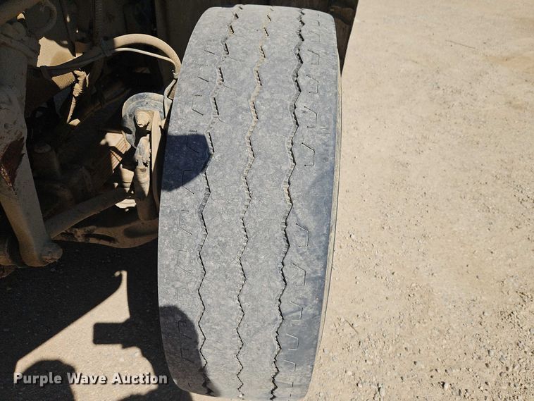 image for item EO7227 2016 Freightliner 108SD refuse truck