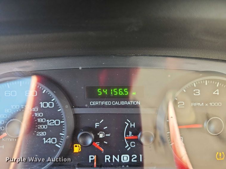 image for item EO7228 2010 Ford Crown Victoria Police Interceptor passenger vehicle